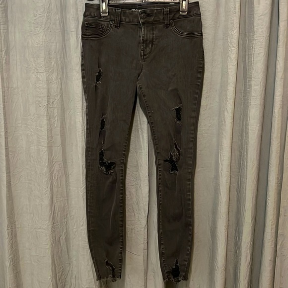 Maurices Denim - EUC Maurice’s Black Distressed Jeggings M